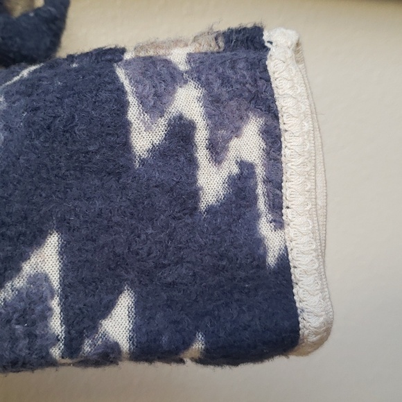 🌟Host Pick🌟 NWT Lucky Brand women's Aztec style long sleeve cardigan - Picture 8 of 10